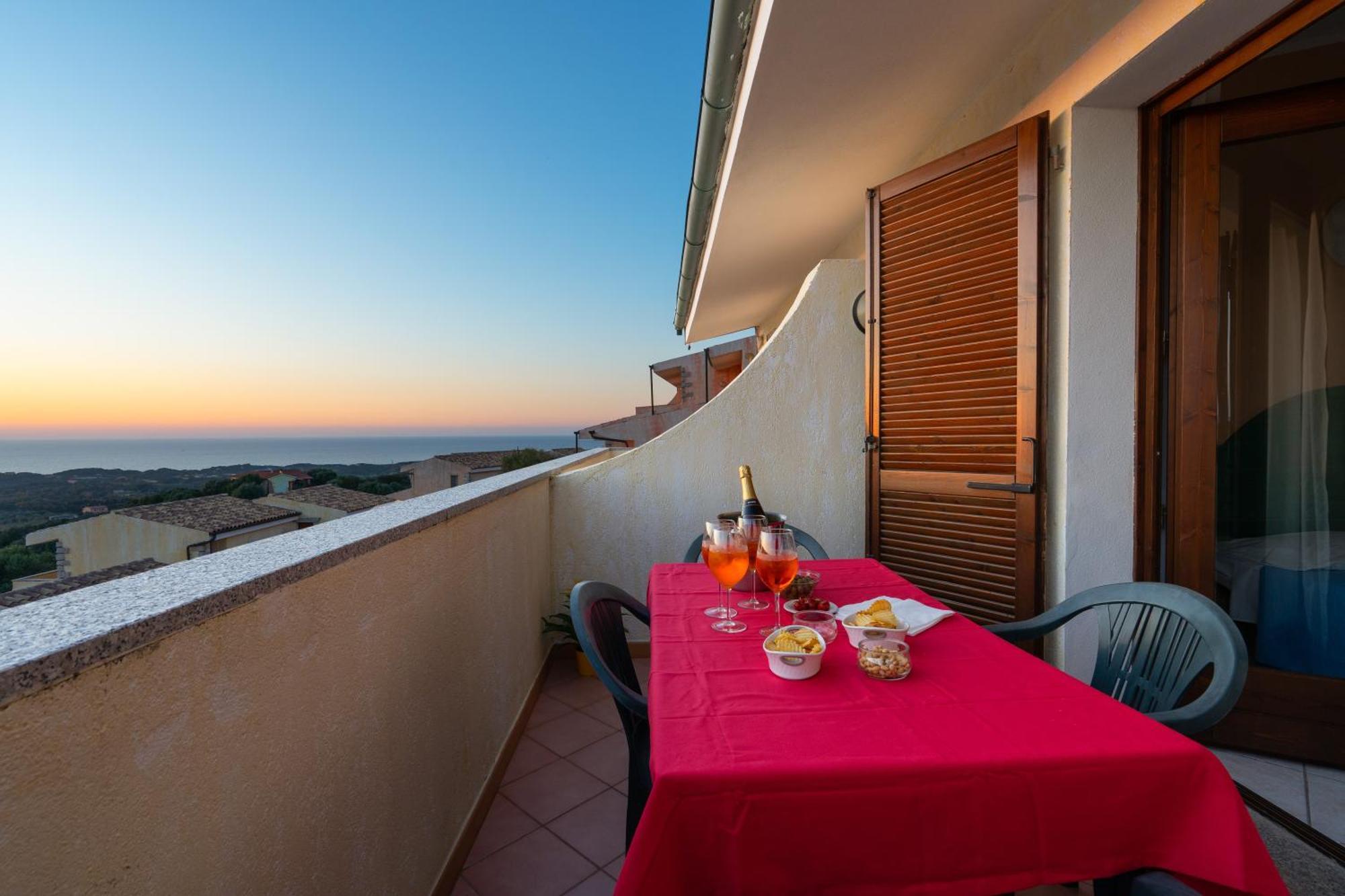 Il Borgo Di Badesi Aparthotel Exterior foto