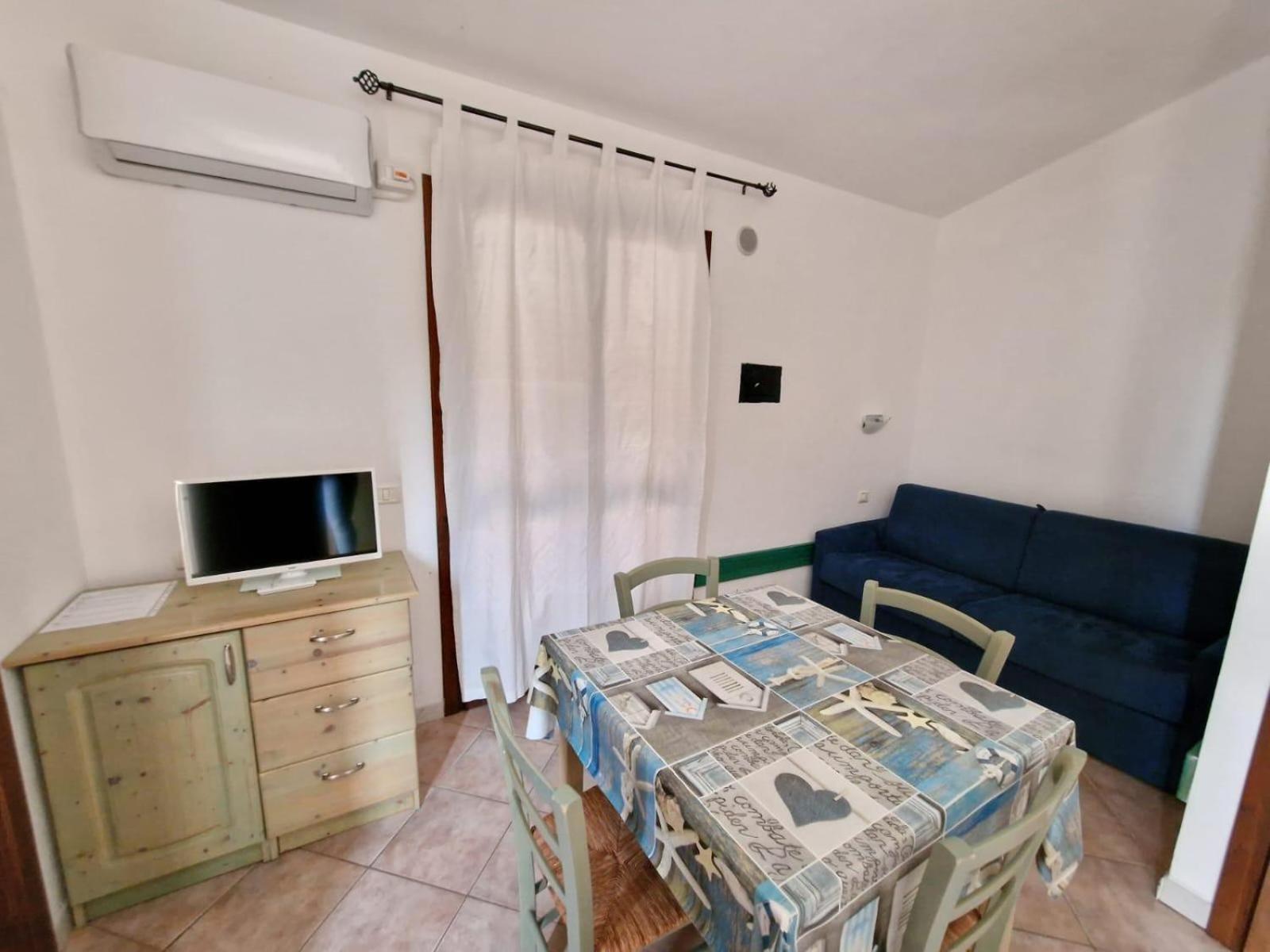 Il Borgo Di Badesi Aparthotel Exterior foto